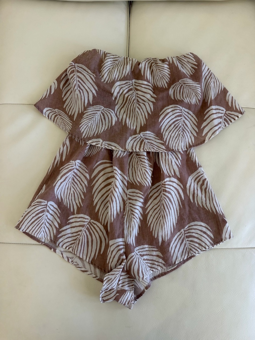 Reverse Strapless Brown Leaf Print Romper